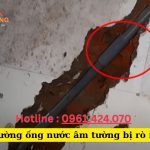 Đường ống nước âm tường bị rò rỉ